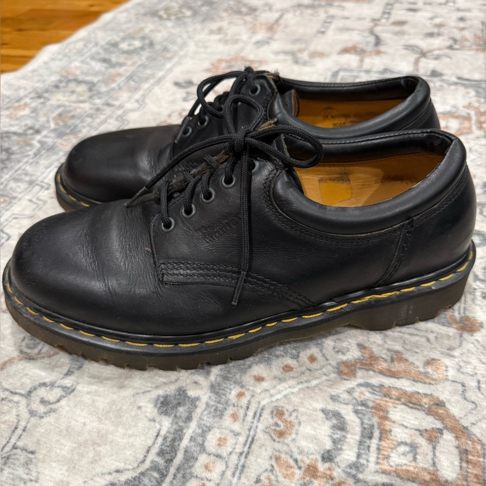 Dr. Martens - Picture 10 of 12